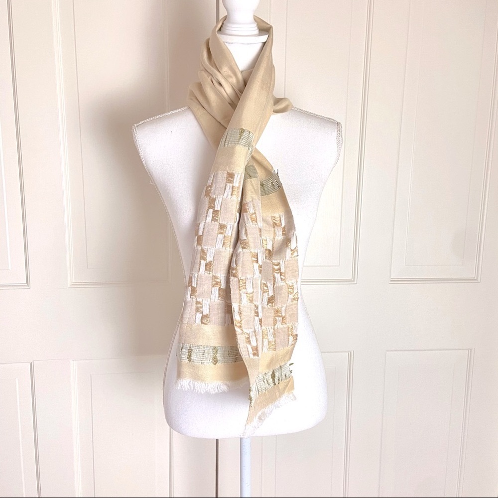 Vintage beige raw silk scarf